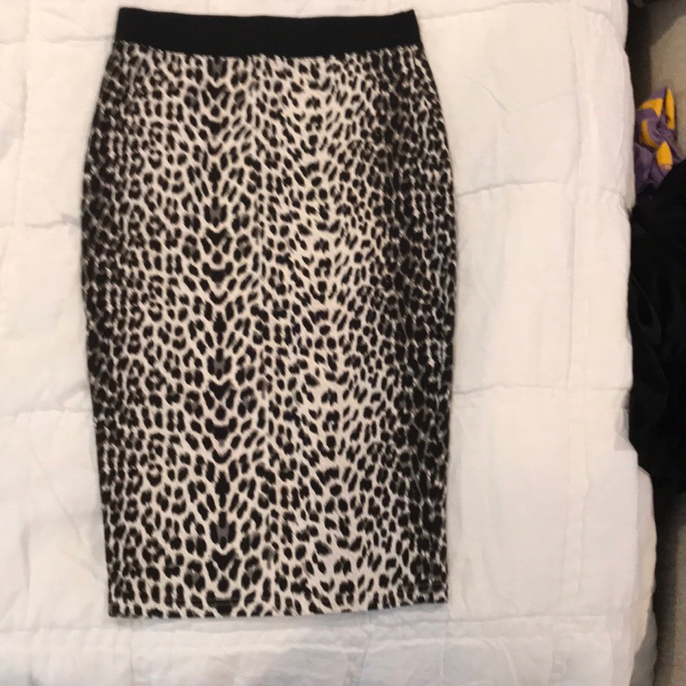 Gianni Bini Animal Print Midi Skirt